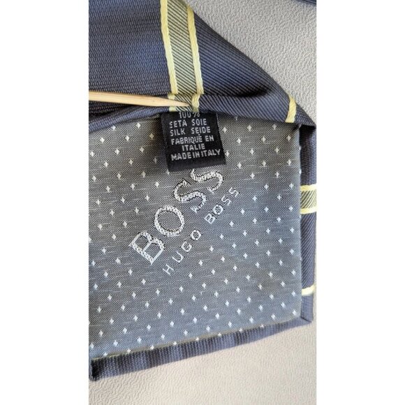BOSS Hugo Boss 100% Silk Tie Striped Gray Yellow Jacquard Made in Italy - Picture 5 of 5